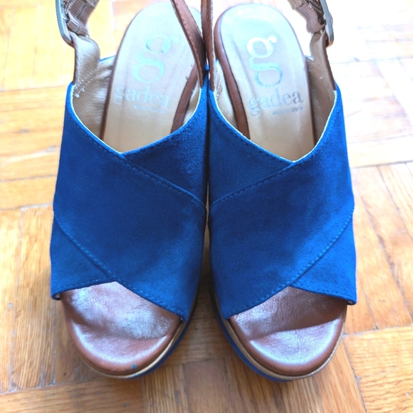 Gadea Blue suede sandals - Picture 4 of 4